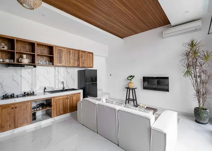 Villa Peaceful Center Lux 3br With Pool & Ricefield View, Walk To Cafes & 5 Min Bike To *
