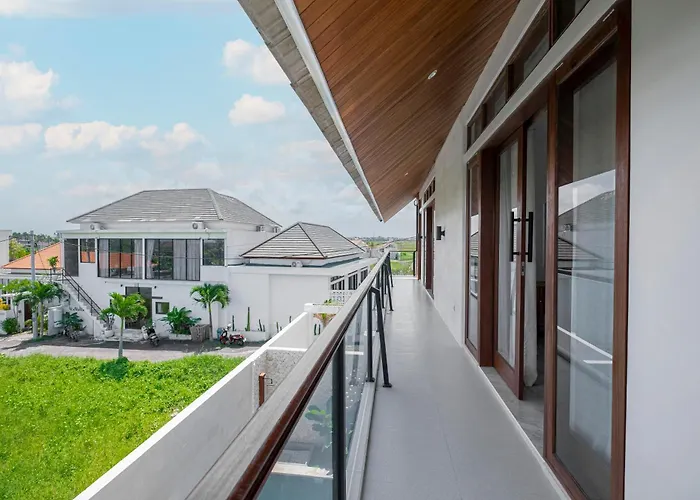 Villa Peaceful Center Lux 3br With Pool & Ricefield View, Walk To Cafes & 5 Min Bike To *